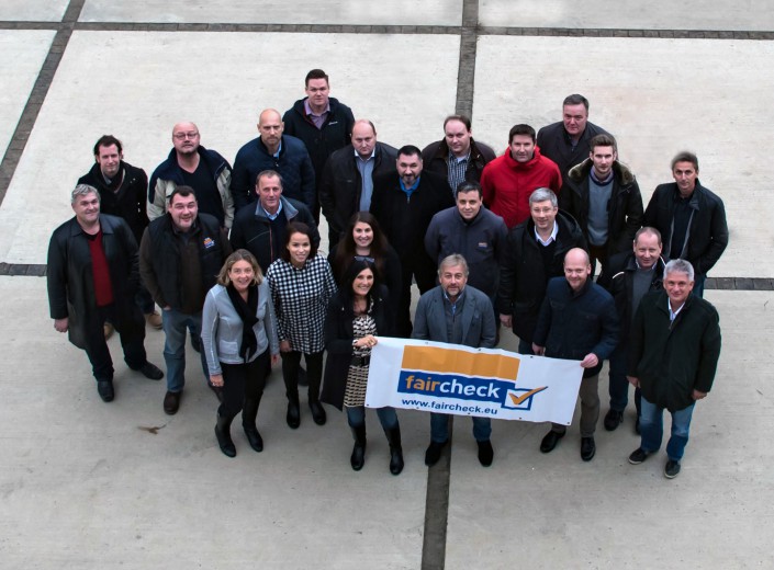 Gruppenfoto faircheck Adventfeier